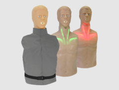 "Александр-03" тренажер-манекен взрослого пострадавшего для отработки приемов сердечно-легочной реанимации (голова, торс) со светозвуковым индикатором - fgospostavki.ru - Лесной