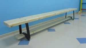 Скамейка гимнастическая (металлические ножки, лак) (2,5 м)  - fgospostavki.ru - Лесной