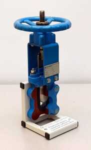 Разрезная модель задвижки шиберной с ручным управлением - fgospostavki.ru - Лесной