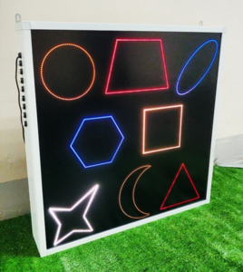 Панель интерактивная со светящимися цветными фигурами - fgospostavki.ru - Лесной